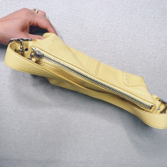 Coach Hamilton Baby Yellow Pebbled Leather Shoulder Bag Purse w/ Tassel Y2K - Picture 10 of 13